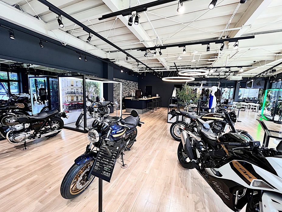 カワサキプラザ那覇_改装リニューアル